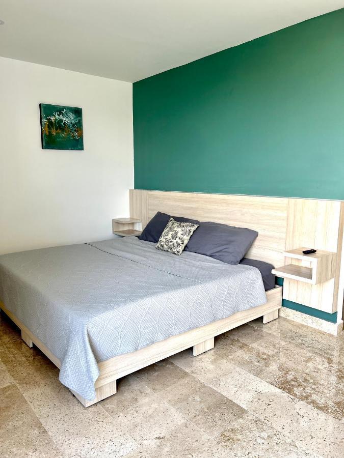 Paradise Apt Steps 5Thav & Beach Плая-дель-Кармен Экстерьер фото